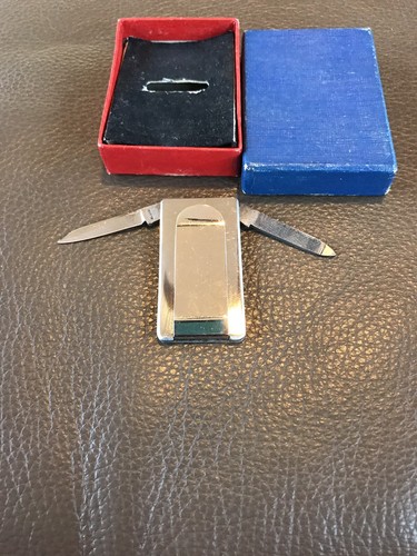 vintage money clip knife Excellent Condition With Original Box.