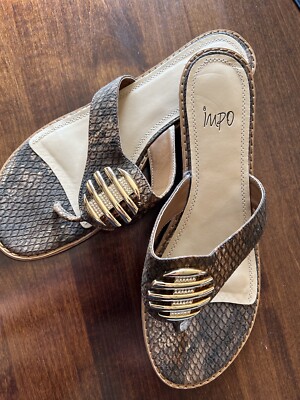 IMPO Brown Gold Medallion Thong Sandals Women's Size 10 M 3/4  Heel NEW