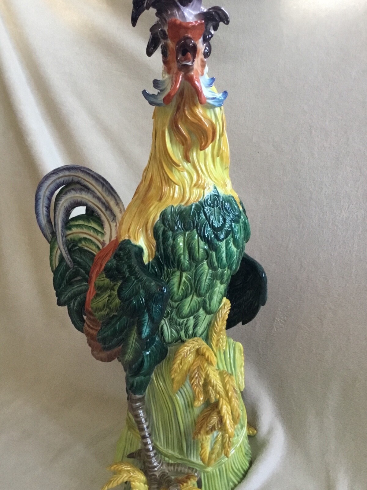 very large 31’ heavy Meissen rooster mint condition