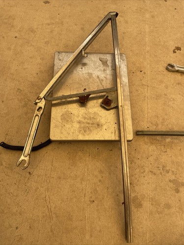 1/16MonsterEnergy　WestCorstCustomsCamaro OEM 300ZX (Z32) Exhaust Hanger Mount (Cat / Test Pipe)