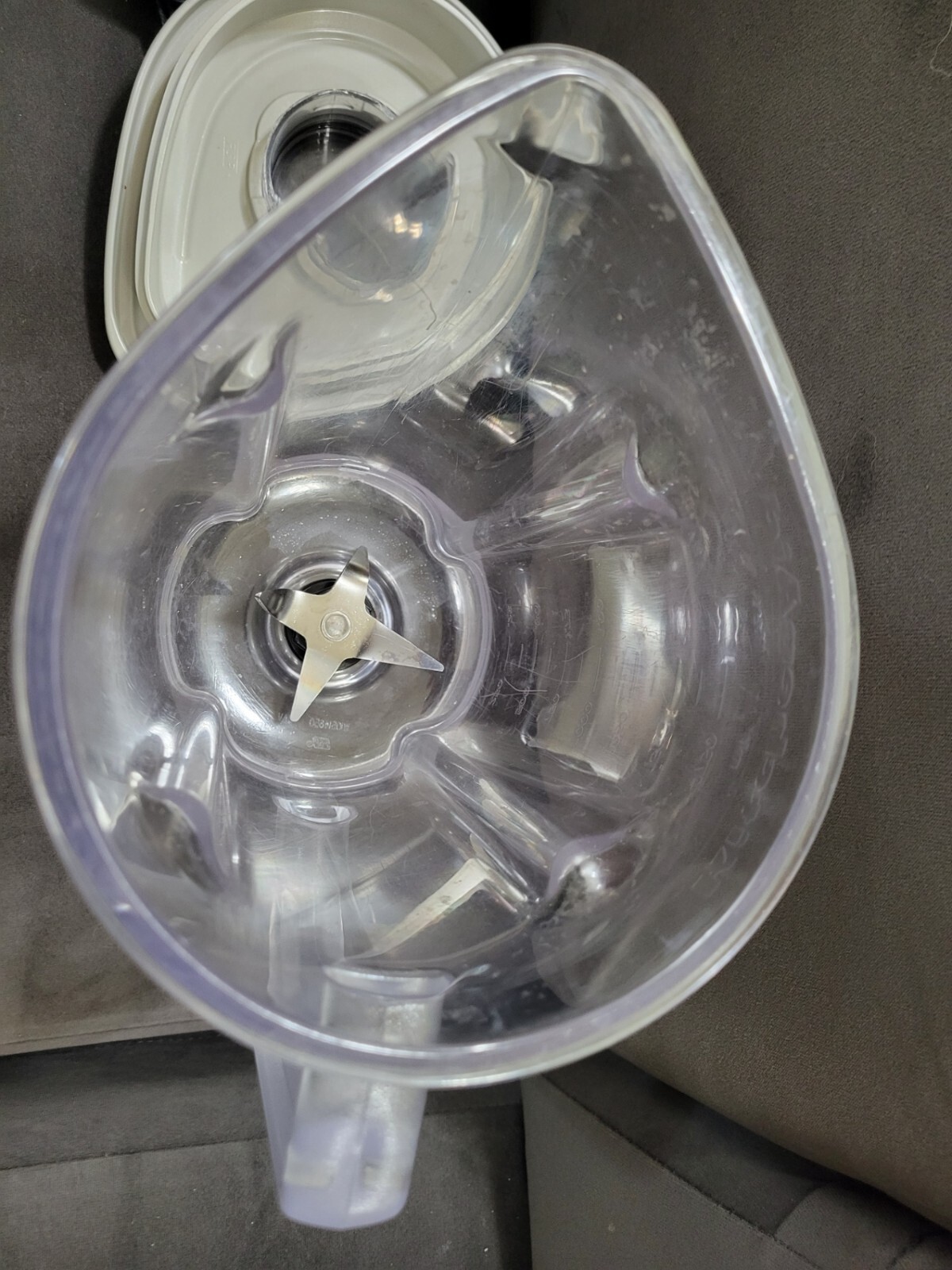 Jar / Pitcher assembly w/ lid (60 oz / 2 liter) for Kitchen Aid Blender