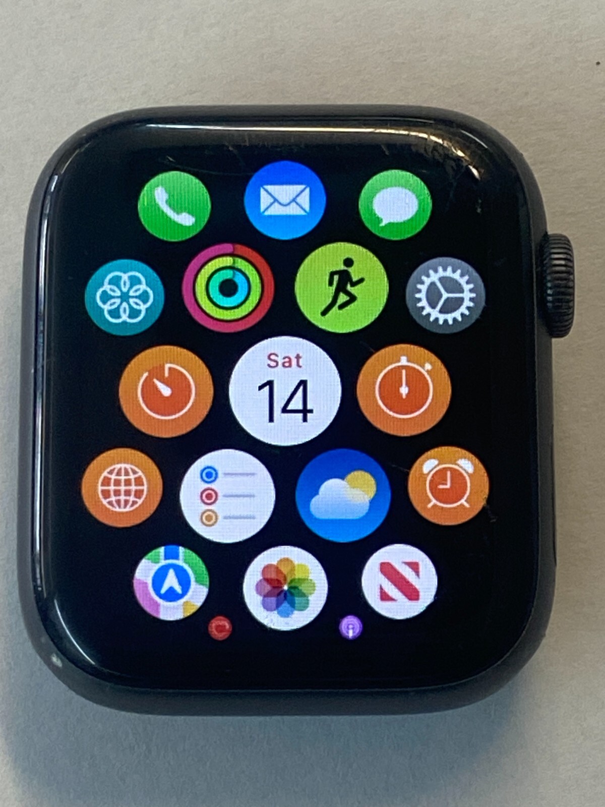 その他 AppleWatch4 44mm Amazon.com: Apple Watch Series 4 (GPS, 44mm) - Space Gray