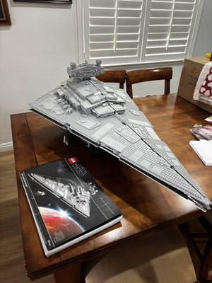 LEGO STAR WARS 75252 UCS Imperial Star Destroyer  W/Instructions Free Shipping