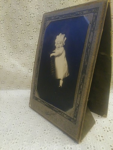 Vintage Antique Black and White Baby Girl Smiling Bonnet Studio Photograph *P*