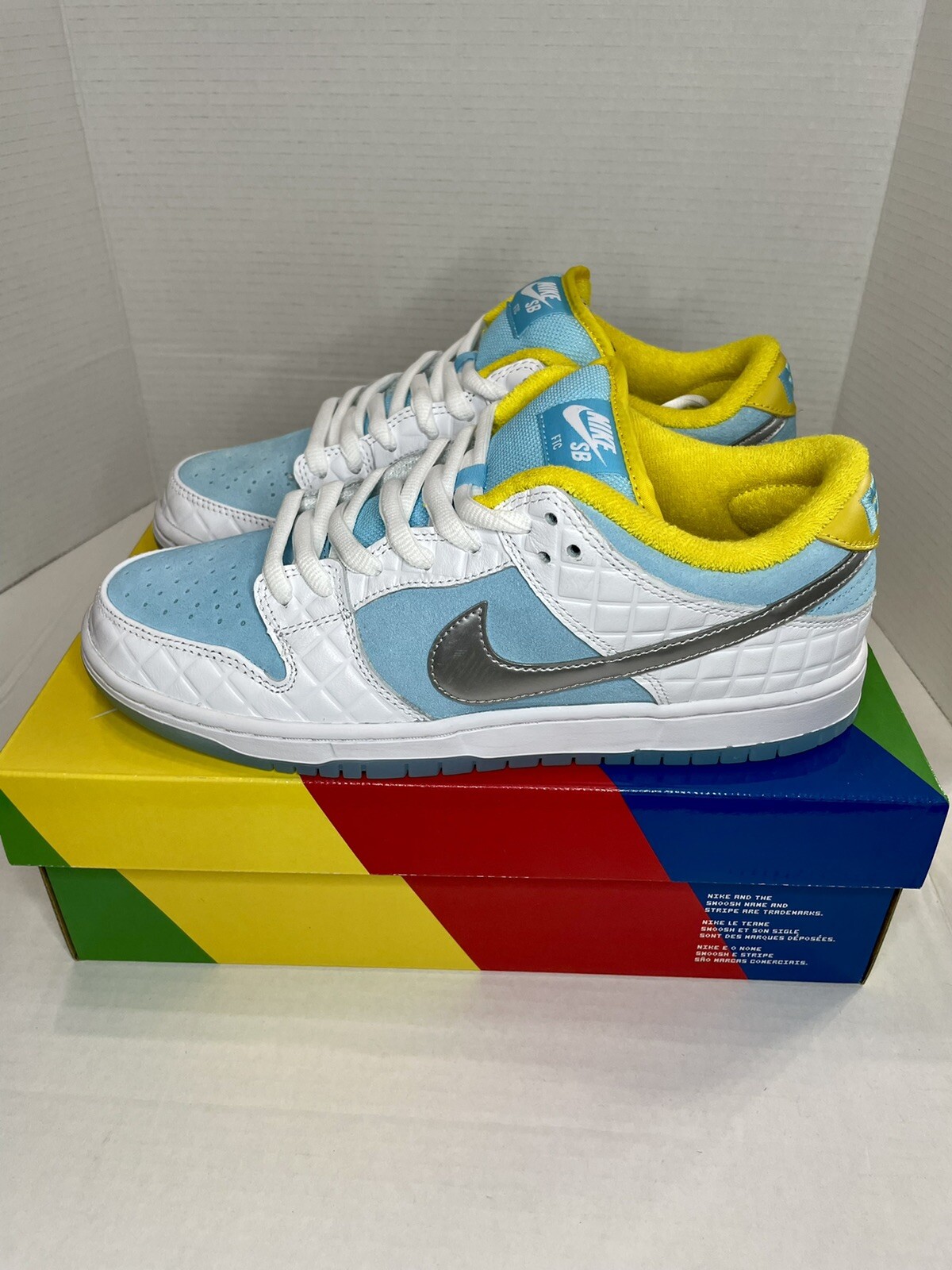 Nike SB Dunk Low PRO QS FTC Men s Size 9 Lagoon Pulse Metallic Silver Brand  New: купить с доставкой из США, цена 37 891 руб - (393567721249)