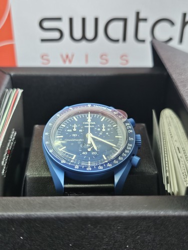 Pre-owned Swatch Rare Omega X  Mission To Neptune Moon - Bnib W/ Warranty Card Snoopy