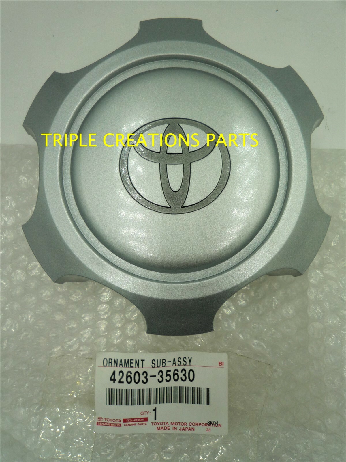 42603-35630 Genuine Toyota Ornament Sub-Assy Wheel Hub 4260335630