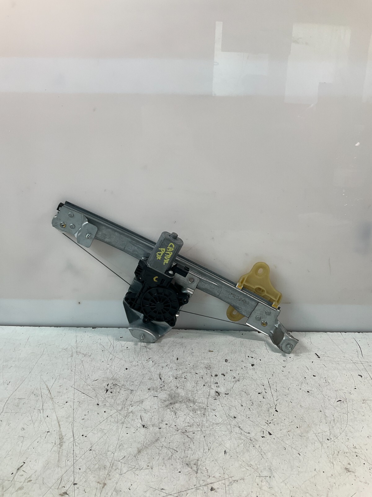 Motorino alzacristallo posteriore destro RENAULT CAPTUR 2016 827009380R