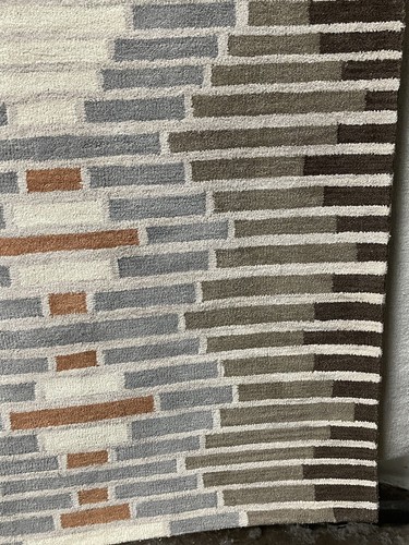 Lewis Manor Rug 5' x 8'