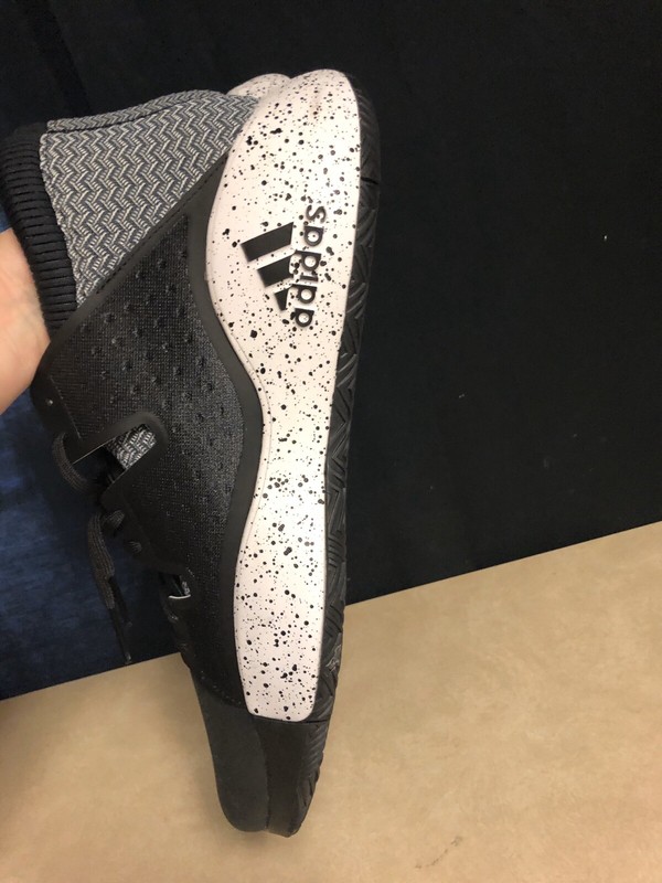 adidas bounce clu 60001