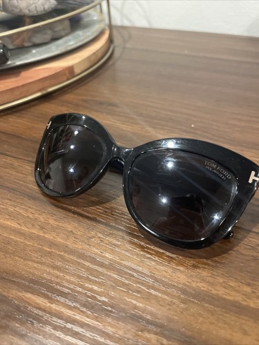 Tom Ford Alistair TF524 01D Women's Black Cat Eye Polarized