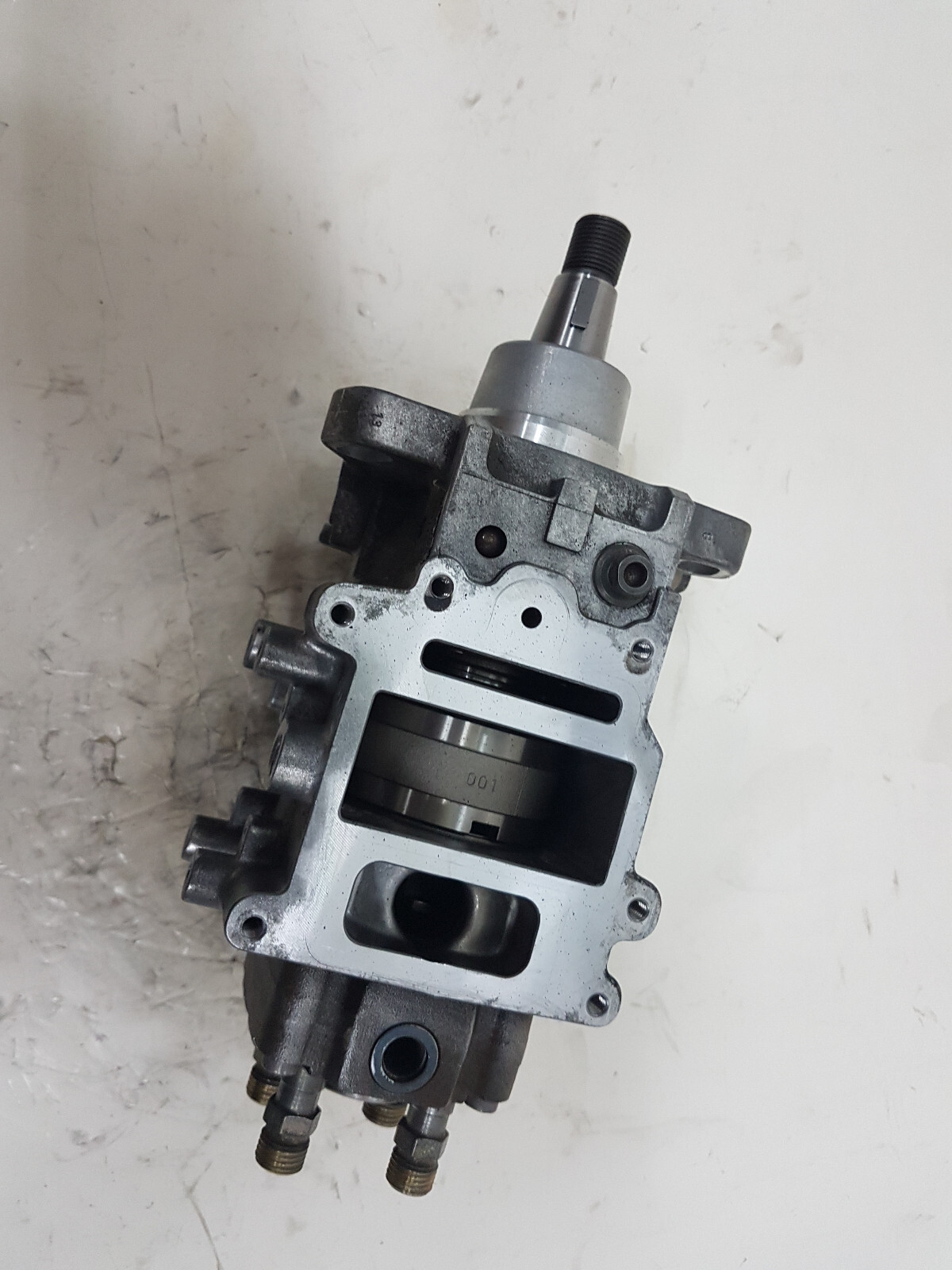 Used Zexel Supply Pump , Pump Housing for Mitsubishi 4D33