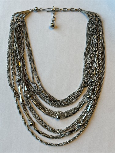 アクセサリー shermer necklace Kramer of New York Rhinestone Flower Necklace and Earring