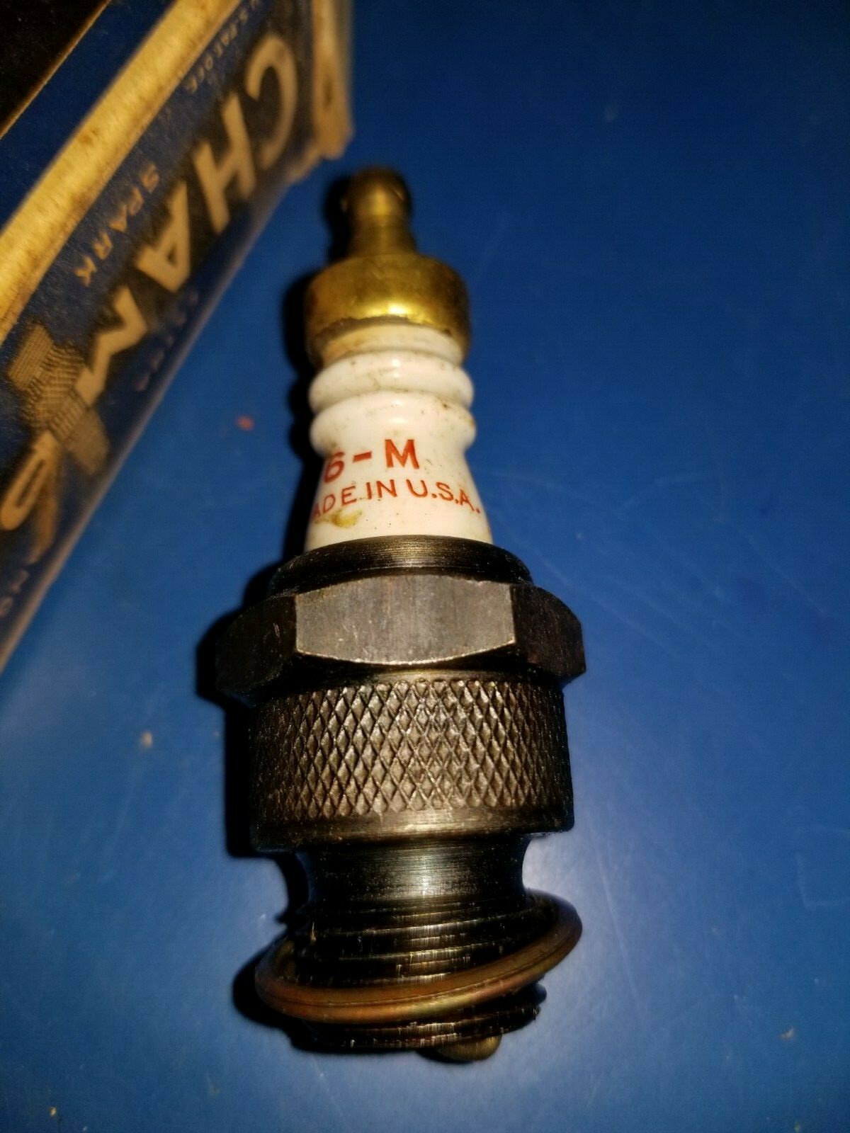 TWO VINTAGE CHAMPION 6M 6-M 18mm 1