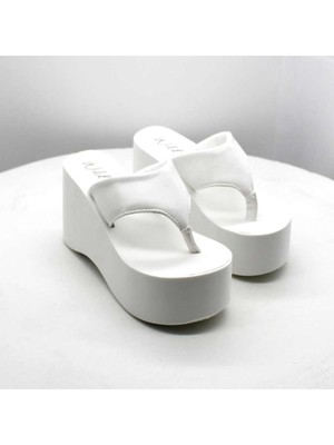 

WILD PAIR Женские белые 2-дюймовые босоножки без шнуровки на танкетке Naomie Toe на танкетке WILD PAIR, Белый, 10015352800