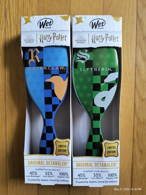 2 Wet Brush Harry Potter Limited Edition Detangler Slytherin Ravenclaw Blue Gree