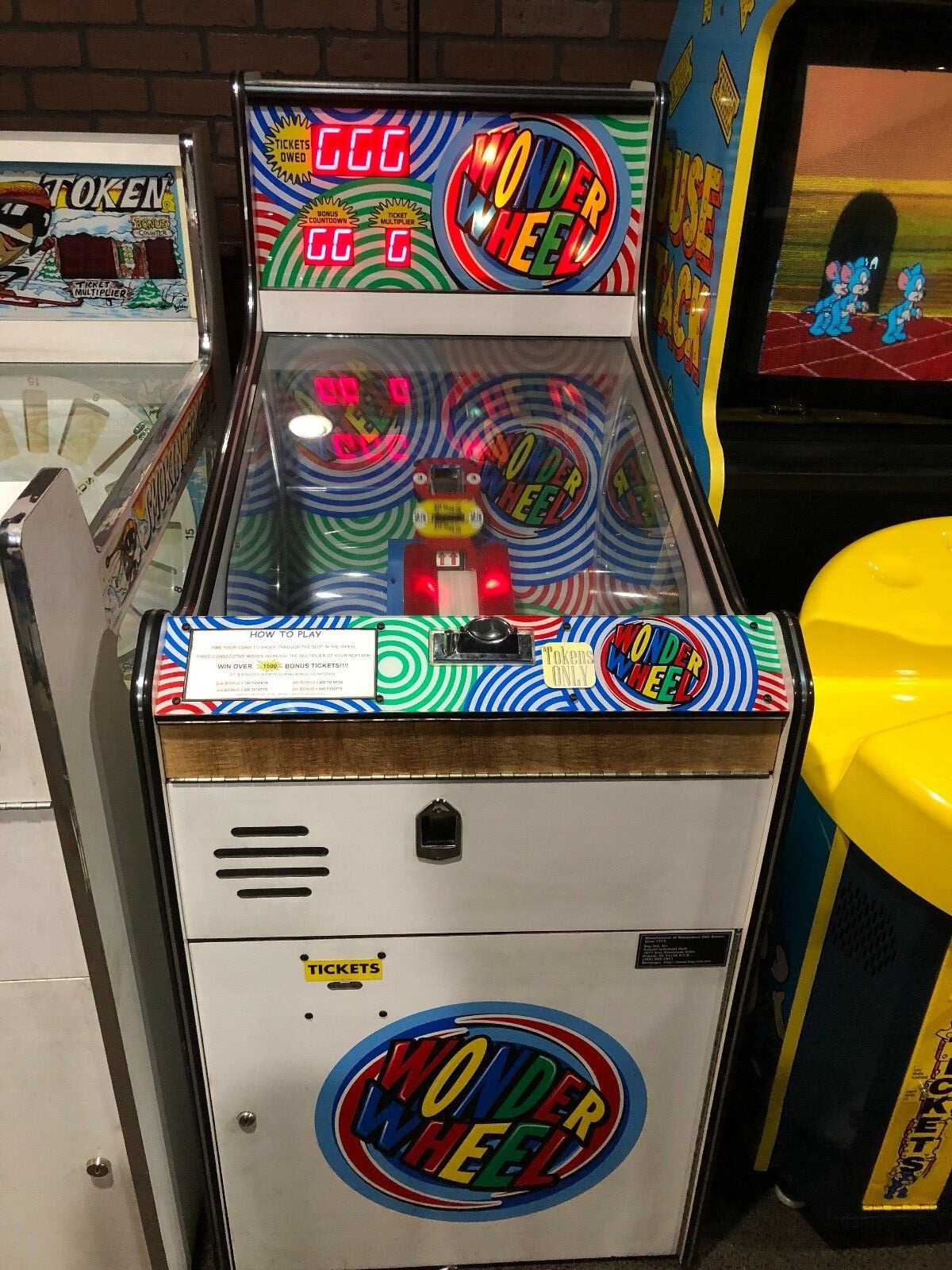 WONDER WHEEL BY BAYTEK ARCADE TICKET REDEMPTION GAME