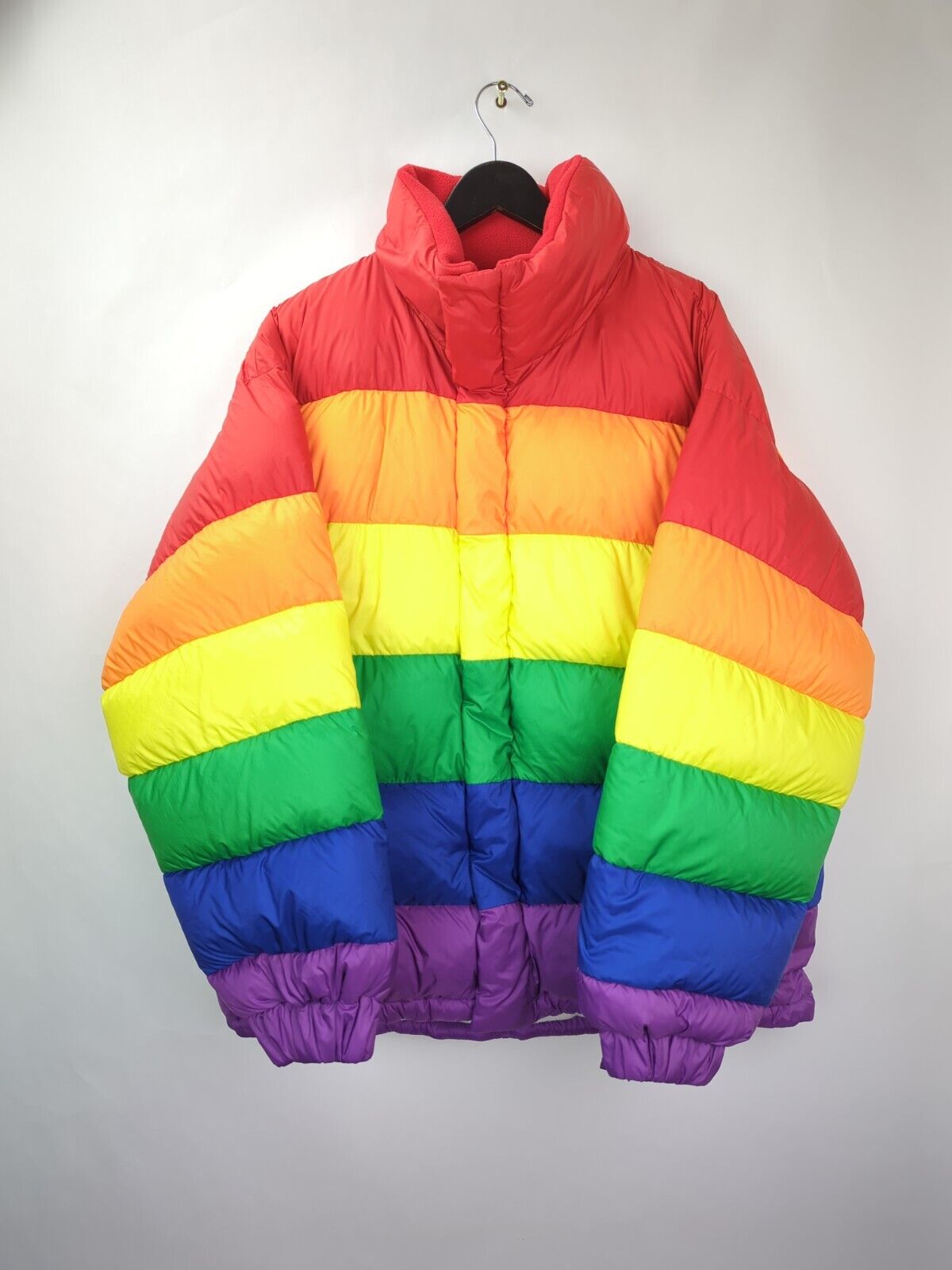 WORN 1x BURBERRY Men's US 40 L Rainbow Goose Down Puffer WORN 1x BURBERRY Men's US 40 L Rainbow Goose Down Puffer