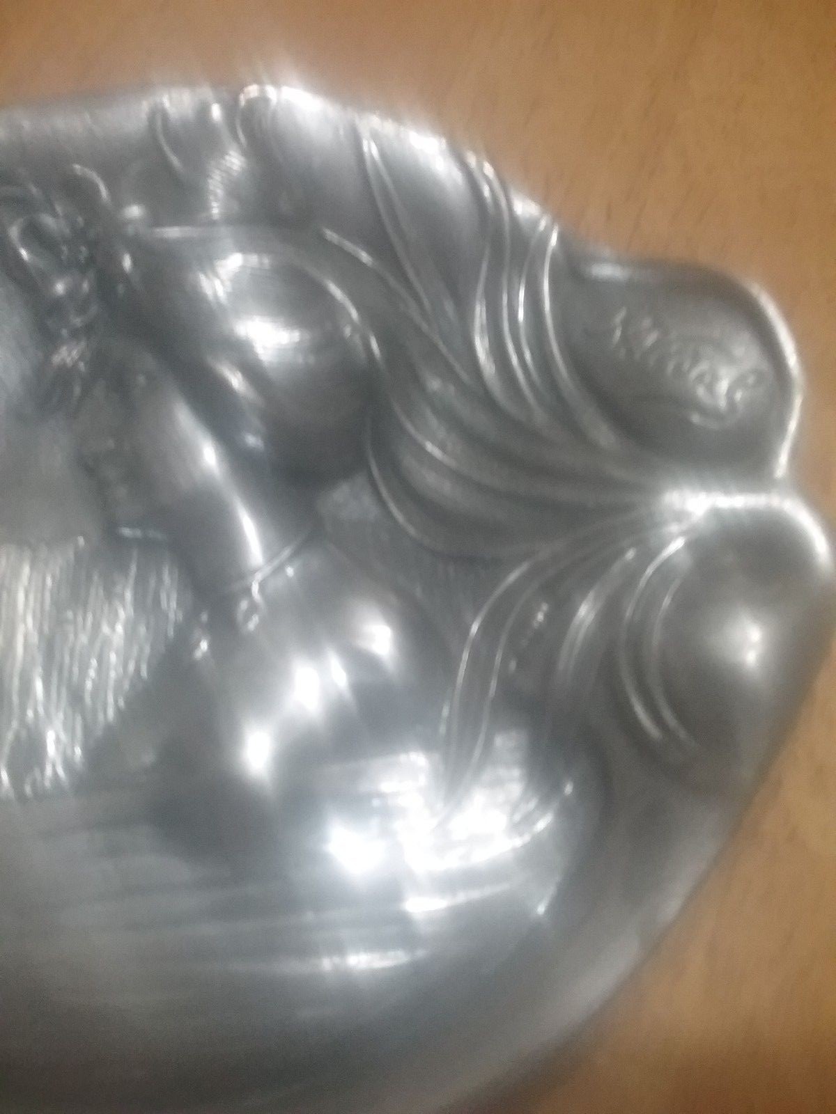 BEAUTIFUL ANTIQUE FRENCH ART NOUVEAU PEWTER INKWELL. SIGNED N.VIDAL