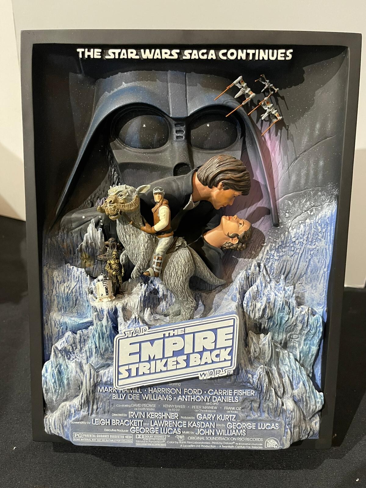 スターウォーズ ムービーポスター COLLECTIBLE SCULPTURE Star Wars Movie Poster Collectible Sculpture by Code 3