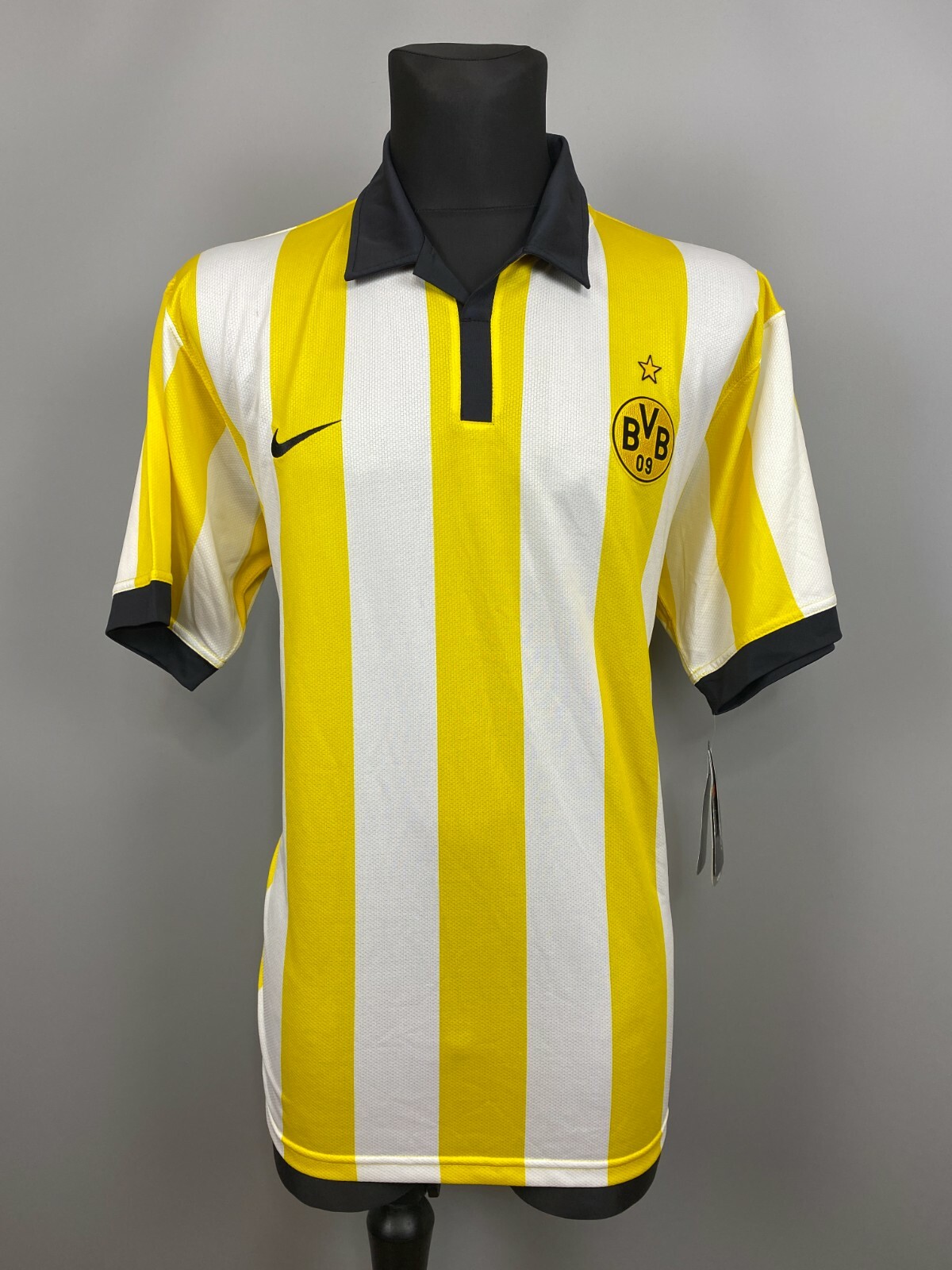 BORUSSIA DORTMUND 2006 2007 HOME SHIRT FOOTBALL SOCCER BORUSSIA DORTMUND 2006 2007 HOME SHIRT FOOTBALL SOCCER