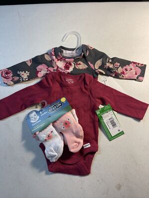 Gerber Modern Moments Baby Onesies Newborn Girls Lot Of 2 Pk Of Socks 0-6m New