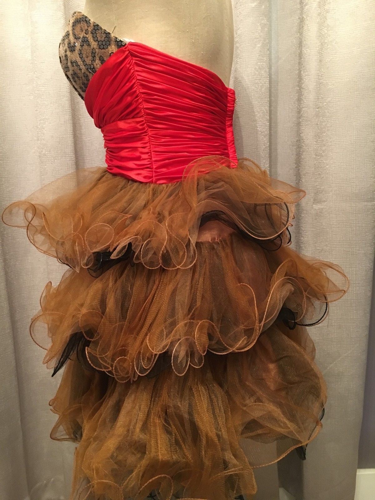 NWT Party Time Homecoming Party Formal Gown Dress Size Medium   Lot #206