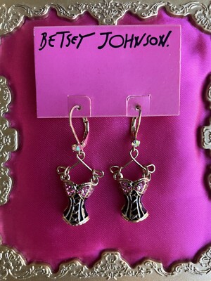 Betsey Johnson Enchanted Forest Vintage Fuchsia Pink Black Forest Top Earrings