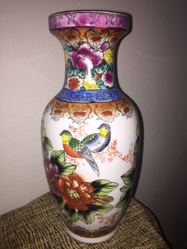 PEACOCK & FLORAL VASE ASIAN THEMED GOLD TRIM THROUGHOUT IMARI STYLE