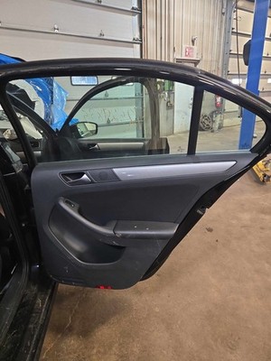 Used Right Rear Door Trim Panel fits: JETTA EXCEPT GLI Right 15 16 17 18
