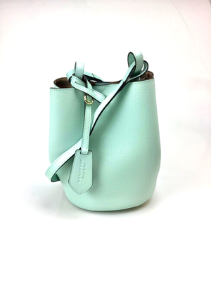 NEW AUTHENTIC Burberry 40571541 Lorne Plain Crossbody Bucket Bag