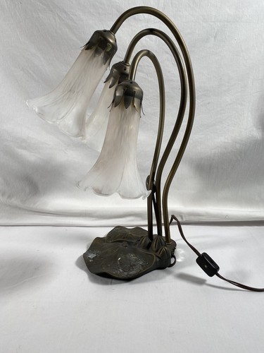 Vintage Meyda Tiffany Lily Pad Base 3 Arm 3 light Table Lamp