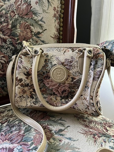 ★Wai Kei★ Oil Painting Maltese Eco Bag Ivory YKBD04AC10-1 Oil Painting Maltese Eco Bag - WaiKei | 60% - Asian Fashion