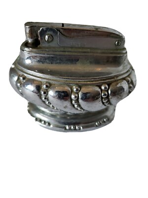 Vintage Lever automatic table top super lighter Japan silver needs flint & fluid