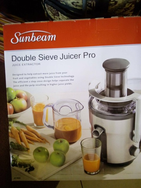 Sunbeam Double Sieve Juicer Pro, Model JE7800 | Blenders, Juicers
