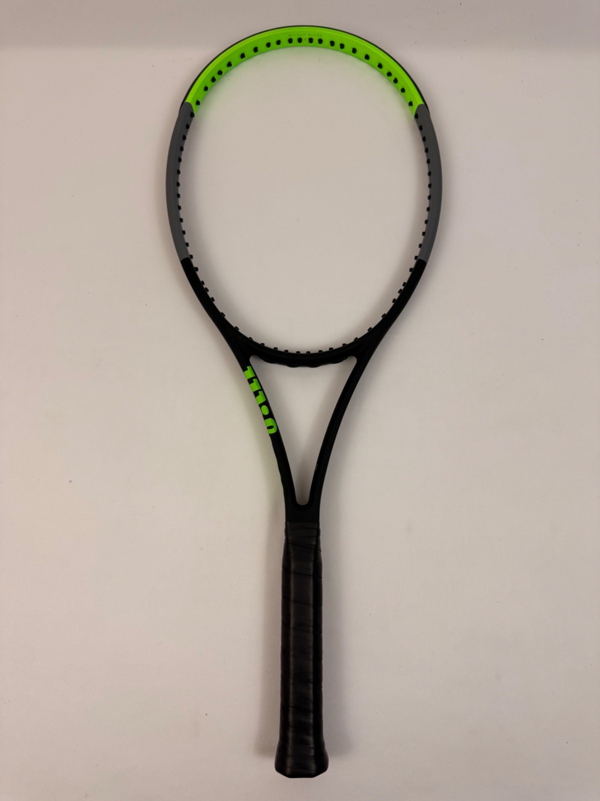 Wilson Blade 98 16x19 V7, 4 3/8 Excellent 9/10 | eBay