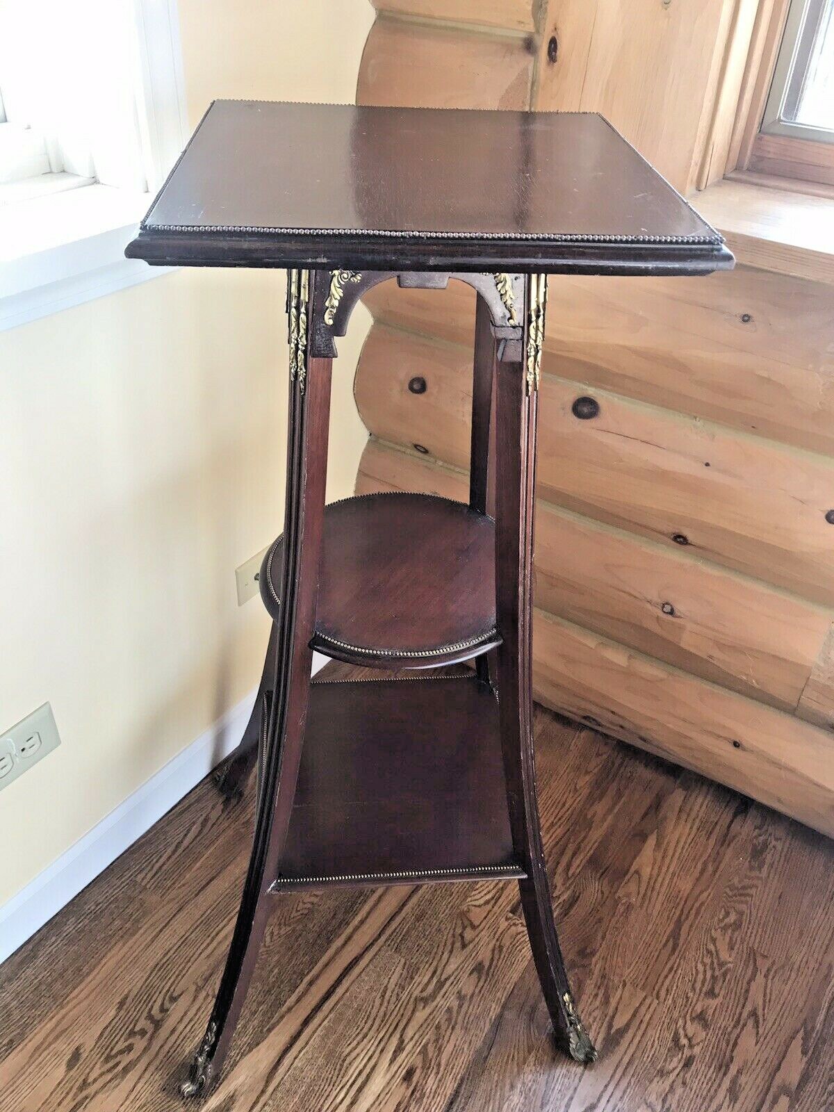 Antique French Louis XV Style 3 Tier Pedestal Stand Lamp Table