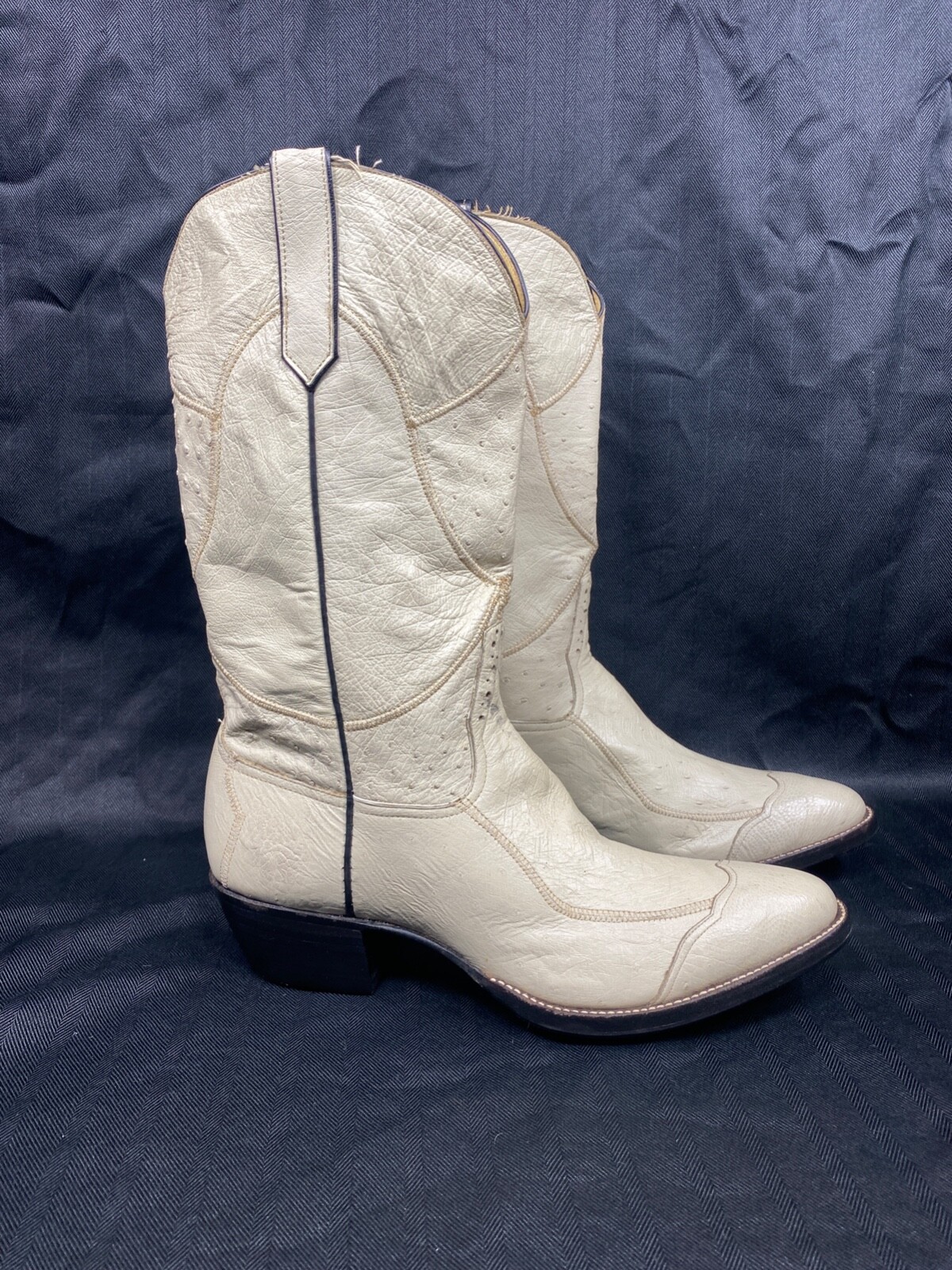 VTG Rios Of Mercedes Off White Full Quill Ostrich Cap Toe VTG Rios Of Mercedes Off White Full Quill Ostrich Cap Toe