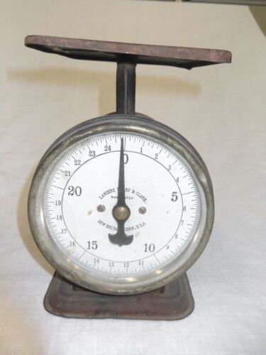 Vintage scale, Landers Frary & Clark Weight 0 to 25 lbs