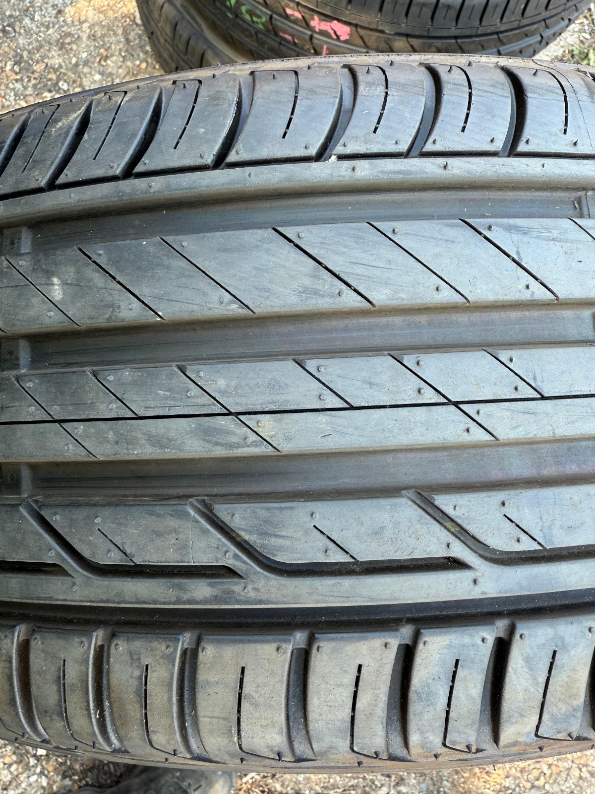 New 215 50 18 Bridgestone, Turanza T001, 92W, x1 Single Tyre (F1_tyres) YD153