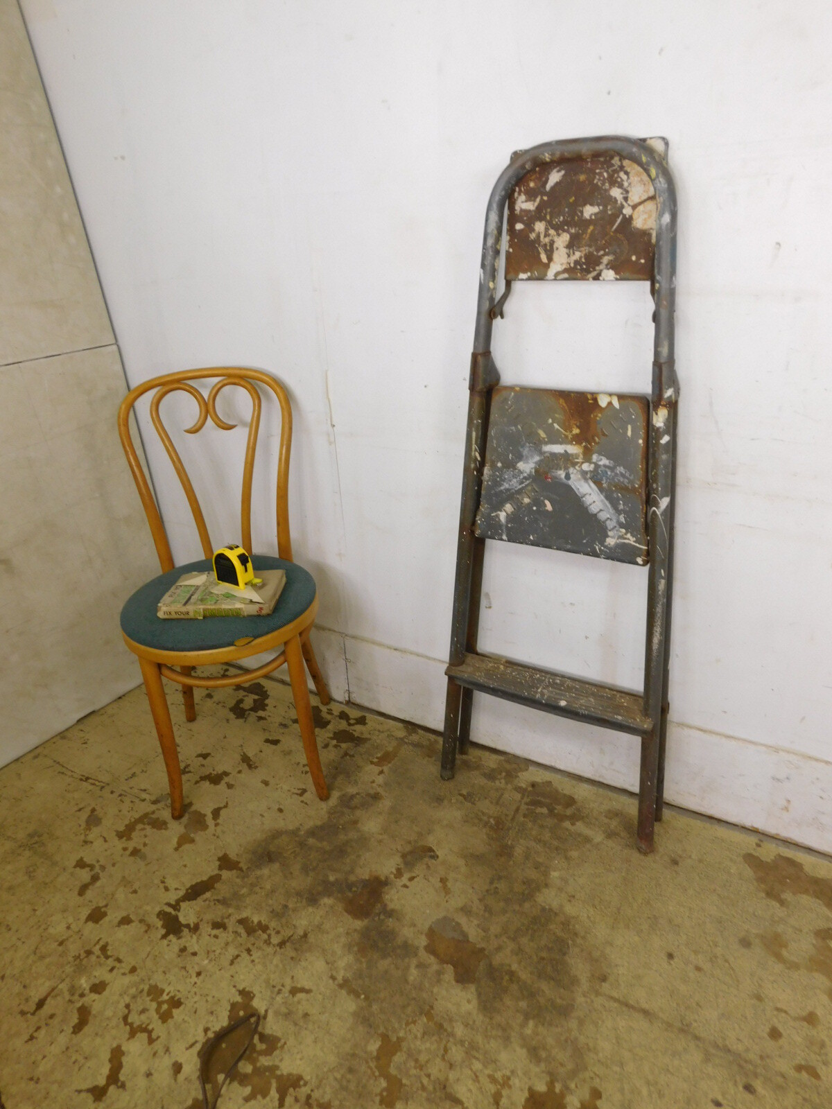 Vintage c1959 GRUNGIE All Metal Rig-Jid Pail Shelf Painters Step Ladder 48