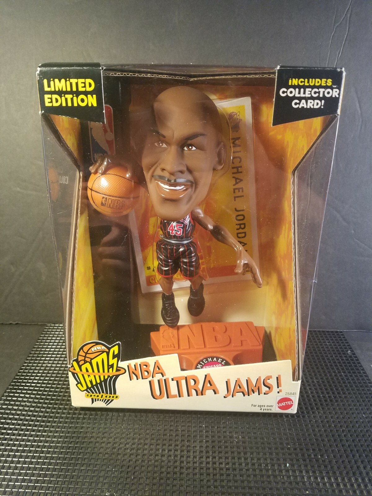 NBA ULTRA JAMS! マイケル・ジョーダン Vintage 1999 NBA Ultra Jams Michael Jordan Limited Edition
