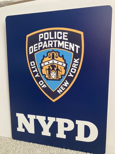 3D 立体的　NYPD クリスタルニューヨーク市警察 クリスタル　製　記念品 3D 立体的 NYPD クリスタルニューヨーク市警察 クリスタル 製 記念品