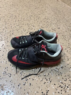 KD 7 Good Apples Size 9