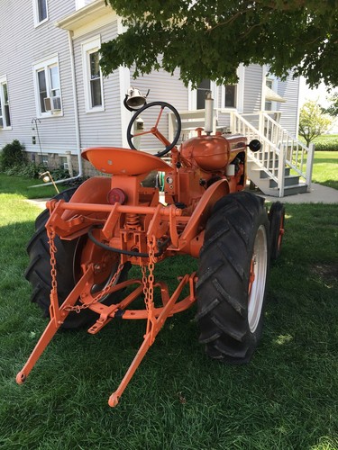 Allis Charmers B 1950