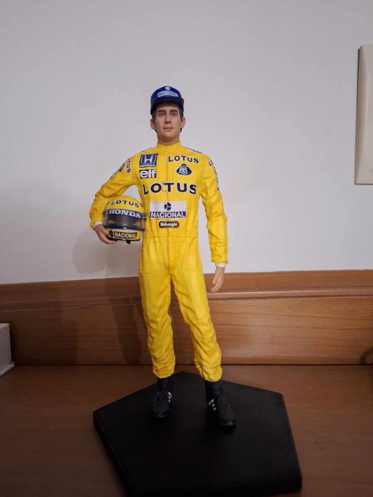 TAKARA Ayrton Senna フィギュア Yahoo!オークション - TAKARA タカラ アイルトン セナ AYRTON