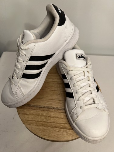 Adidas Sneaker White/Black PWJ 001004 Athletic Shoes, Ladies