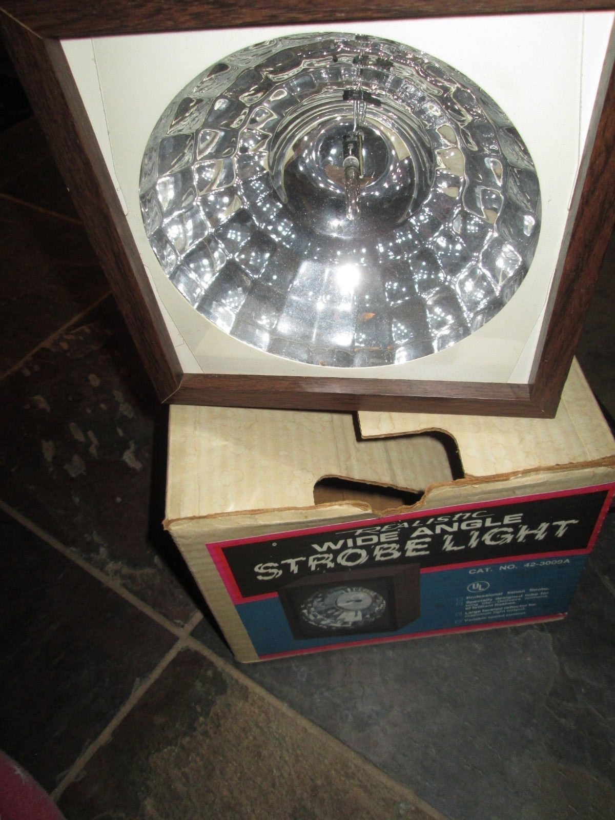 Vintage Realistic Xenon Strobe Light No. 42 3009-A