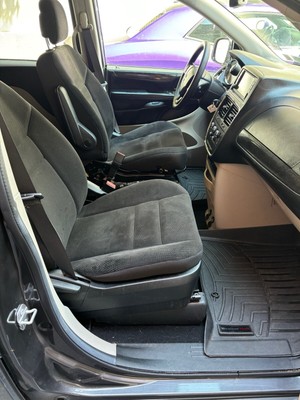image 2 of interior