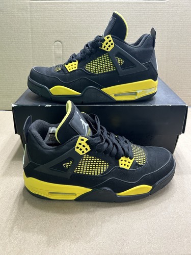 Air Jordan 4 retro ブラック/イエロー Air Jordan 4 Retro Thunder (2023)